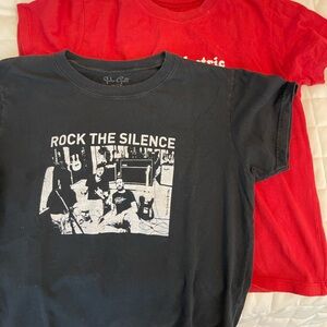 2 brandy Melville tops black and red